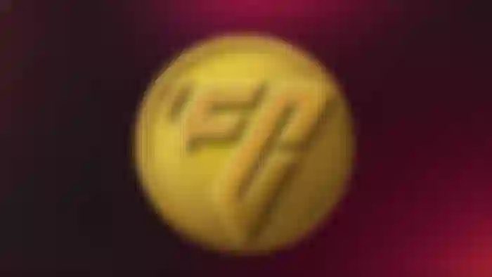 The generic Premium Pass Token in level 22 of Season 9's free track can be used now for Season 10.